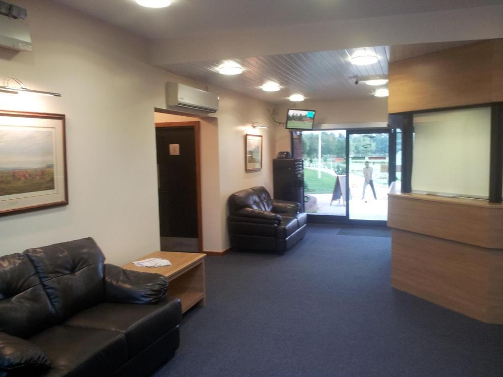 Calderfields Golf & Country Club Hotel Walsall Ngoại thất bức ảnh