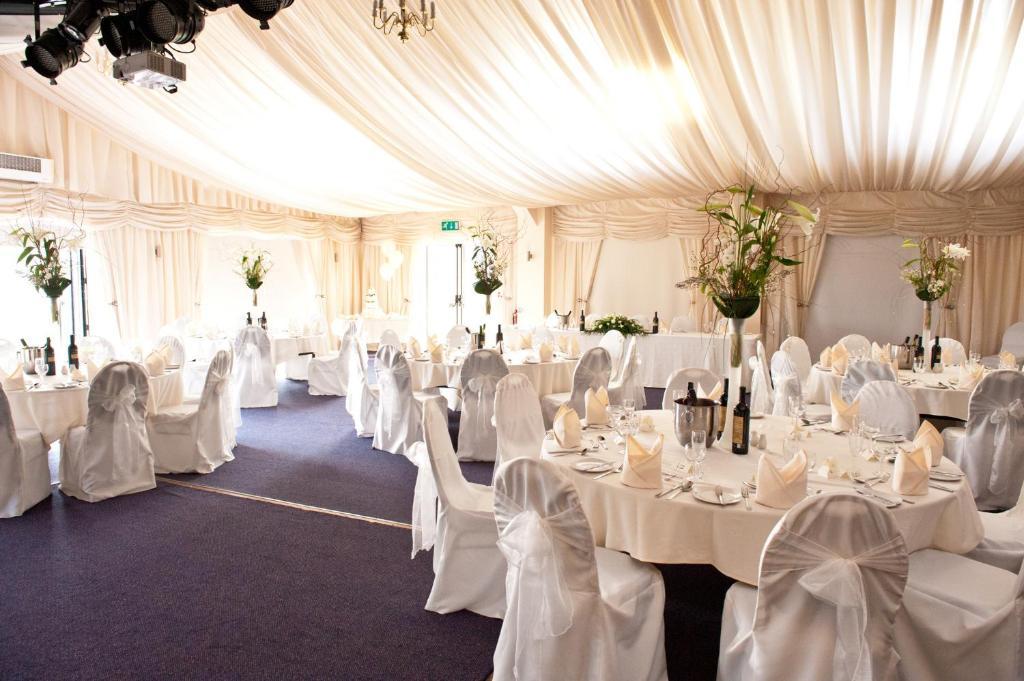 Calderfields Golf & Country Club Hotel Walsall Ngoại thất bức ảnh
