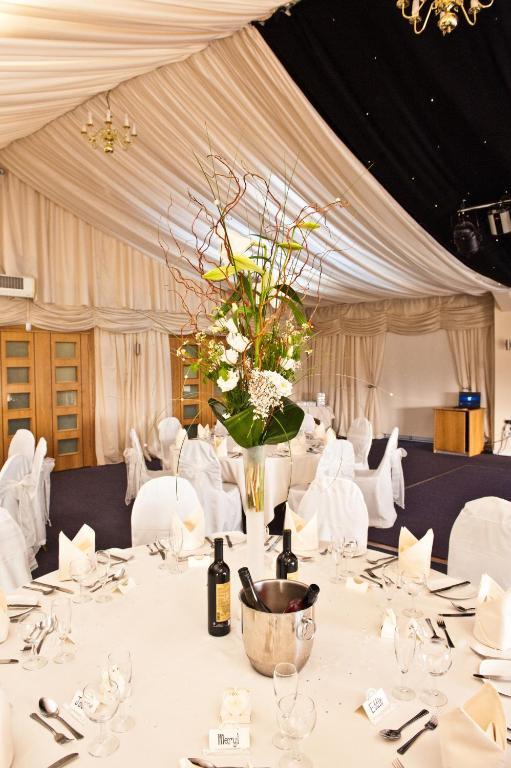 Calderfields Golf & Country Club Hotel Walsall Ngoại thất bức ảnh