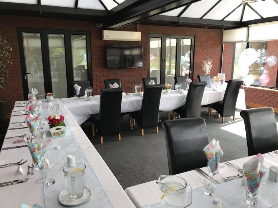 Calderfields Golf & Country Club Hotel Walsall Ngoại thất bức ảnh