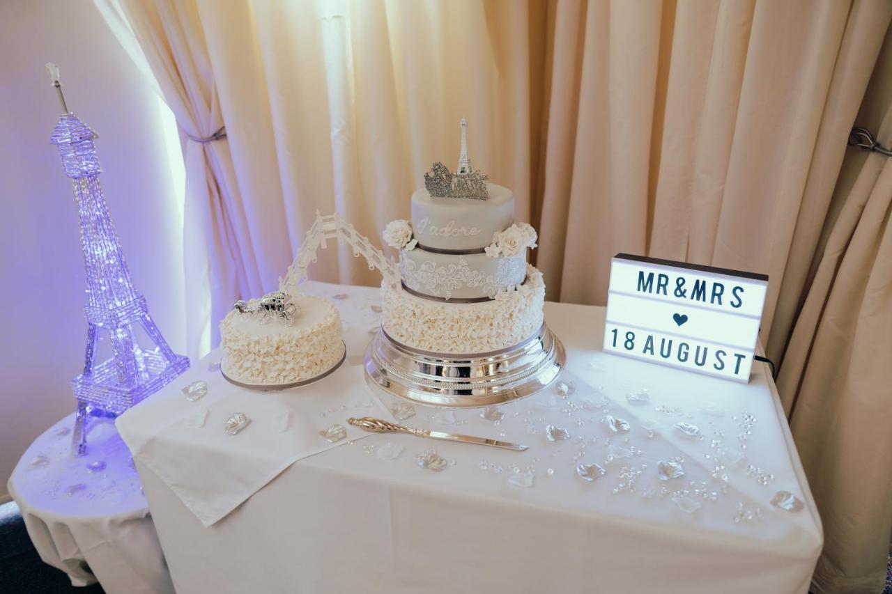 Calderfields Golf & Country Club Hotel Walsall Ngoại thất bức ảnh